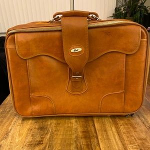verdi | Bags | Verdi Brown Belted Carry 